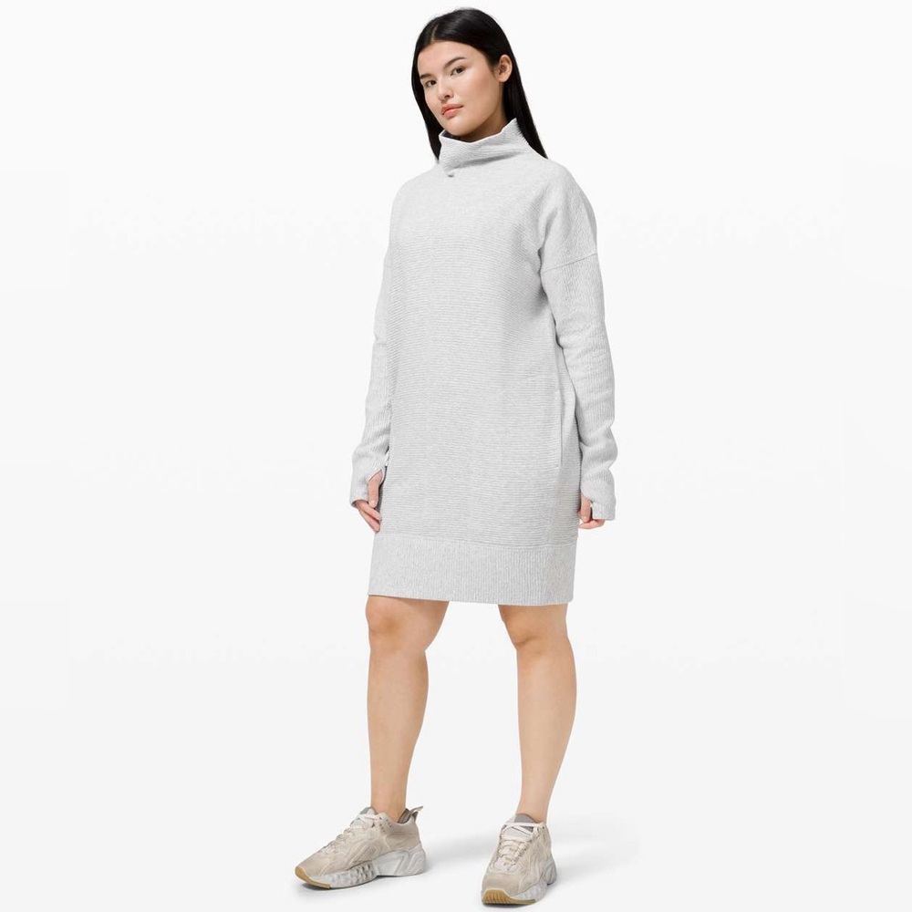 Lululemon Call for Cozy Dress in Heathered Core Ultra Light Grey SZ 4